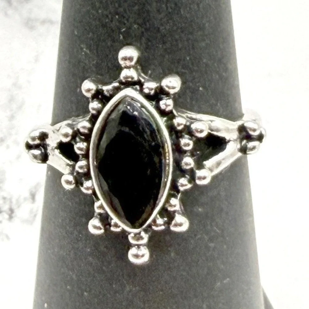 Black‎ Marquise Statement Ring Silver Tone Gothic Vintage Style Size 5.75 New